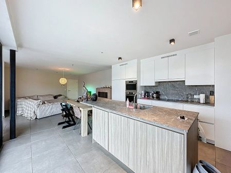 Modern en ruim appartement met 2 slaapkamers, staanplaats, berging en terras. - Photo 5