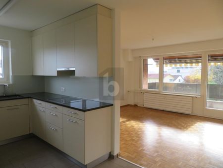 ZWEISTÖCKIG UND MODERN MIT NEUEM DACH - Photo 4