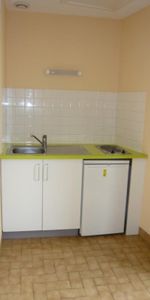 Location Appartement Meublé 26m² ST GEORGES DES GROSEILLERS 61100 - Photo 3