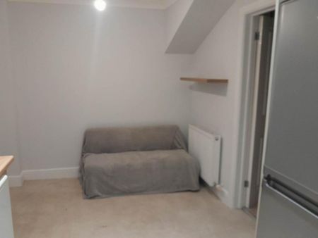 2 bedroom house to rent - Photo 2