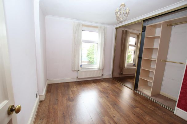 2 bedroom Terraced House to let - Photo 1