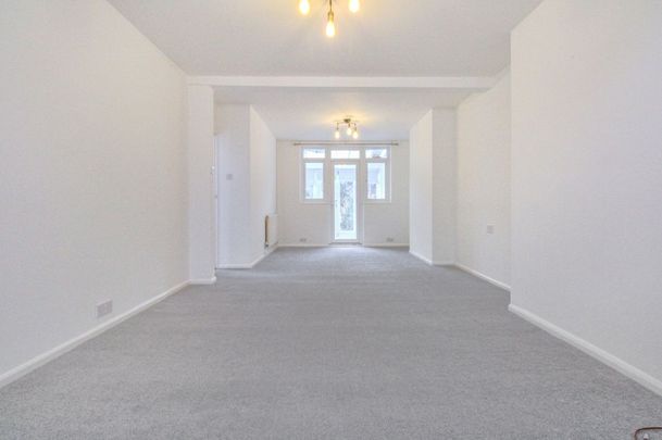 Cauldwell Avenue, Ipswich - Photo 1