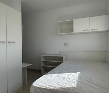Garsonieră Complexul Studențesc - Fotografie 2