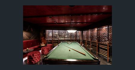 Park Avenue Elegance Meets Premier Melbourne Living - Photo 4