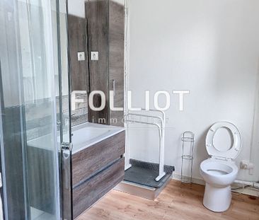 A LOUER - centre de VIRE - BEAU ET GRAND T2 TR�S LUMINEUX - Photo 3