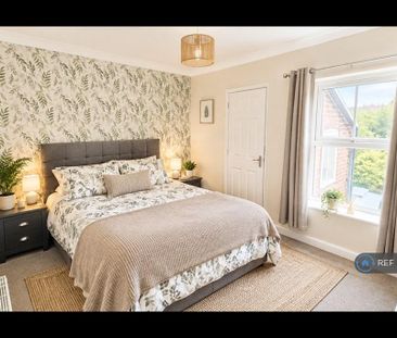 3 bedroom terraced house to rent - Photo 5