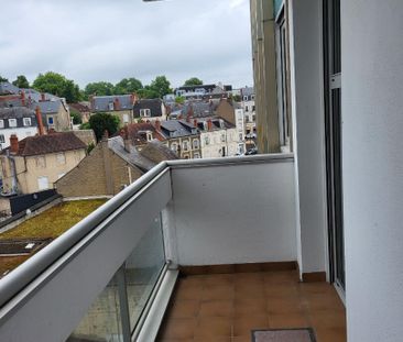 Apartment - Photo 4