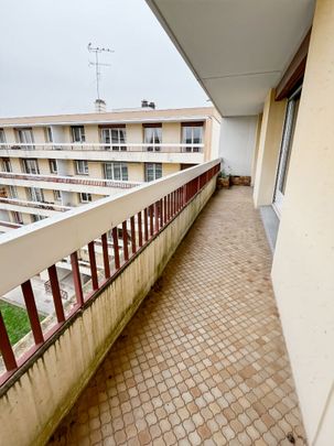 Location appartement 3 pièces, 65.80m², Poissy - Photo 1