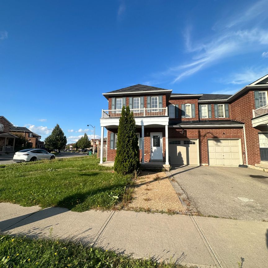 For Lease - 53 Commodore Drive Unit# Upper, Brampton, Ontario - Photo 1