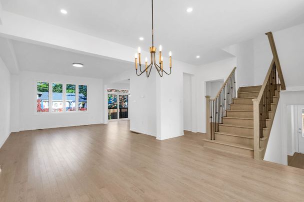 For Lease - 91 Berkely Street, Wasaga Beach, Ontario - Photo 1