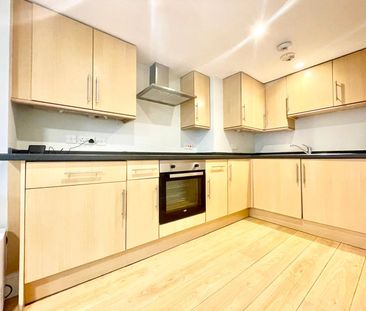 1 bedroom in Milman Road, Reading - Photo 2