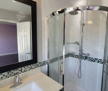 For Lease - 5794 Gant Crescent Unit# Upper Home, Mississauga, Ontario - Photo 3