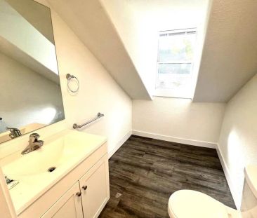 45 GOWAN STREET - Photo 6