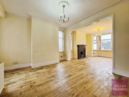 3 bedroom end of terrace house to rent - Photo 4