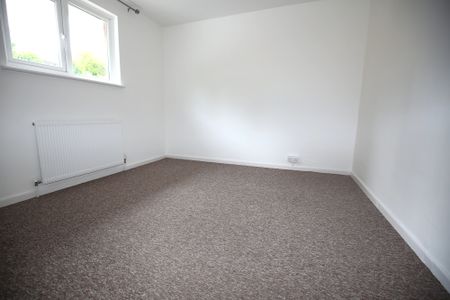 3 bedroom house to rent - Photo 3