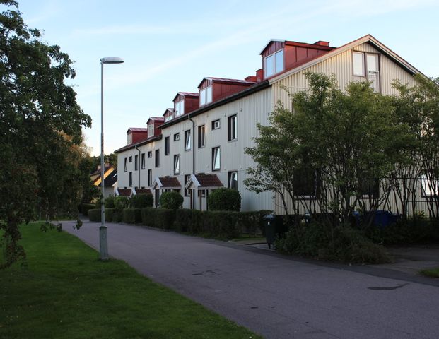 Hullgatan 4b - Foto 1