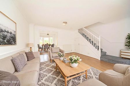 4 bedroom terraced house to rent - Photo 2