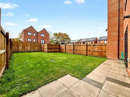 3 bedroom townhouse to rent - Photo 4