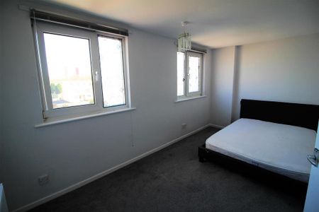 4 bedroom townhouse to rent - Photo 4