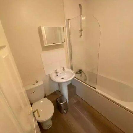 1 bedroom terraced house to rent - Photo 4