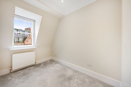 Egerton Gardens, Knightsbridge, SW3 - Photo 2