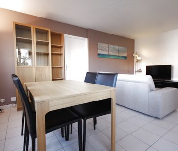 Location Appartement 2 pièces 48m² MARSEILLE 8ème - Photo 1