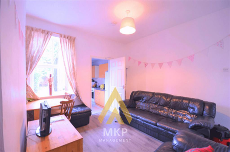 3 bedroom terraced house to rent - Photo 2