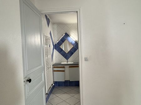 Appartement - 2 pièces - 46,75 m² - Saint-Étienne - Photo 5
