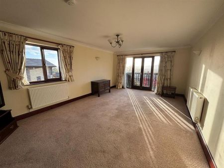 3 bedroom detached house to rent - Photo 2