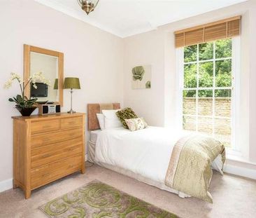 Cavendish Lodge, Bath, BA1 - Photo 2