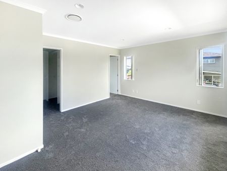 Flat Bush, 5 bedroom - Photo 2