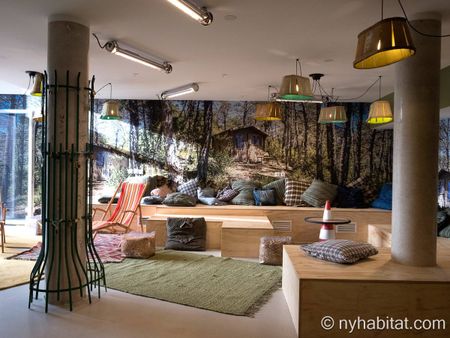 Logement à Paris, Location meublée - Studio T1 - Banlieues (PA-4935) - Photo 2