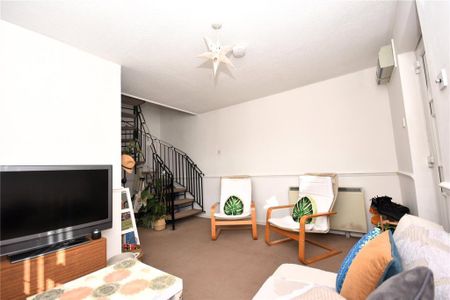 1 bedroom house to rent - Photo 2