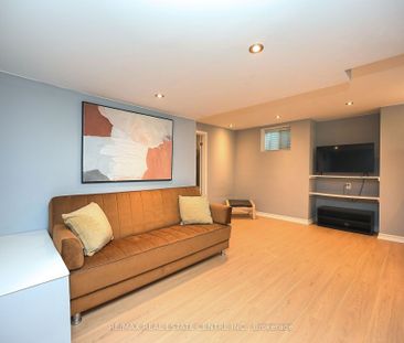 For Lease - 1 McCandless Court, Milton, Ontario - Photo 1