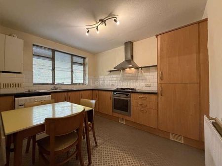 Bevill Square, Salford, M3 - Photo 4