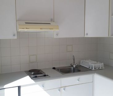 Location Appartement 1 pièce 37m² TOURS 37000 - Photo 4