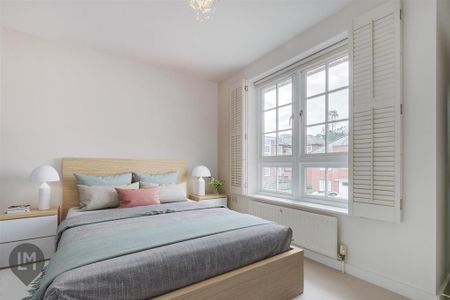 4 bedroom terraced house to rent - Photo 4