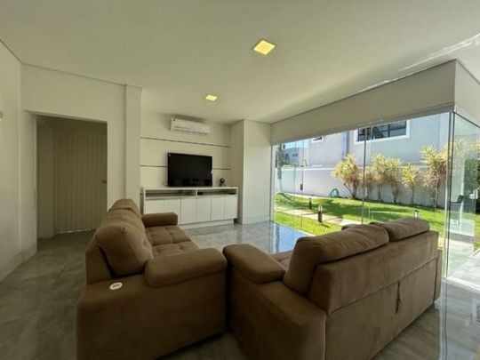 Casa com 7 quartos e 628m² para alugar em Jardim Acapulco, Guarujá. - Photo 1