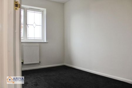 3 bedroom semi-detached house to rent - Photo 5