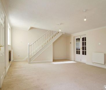 4 bedroom detached house to rent - Photo 6