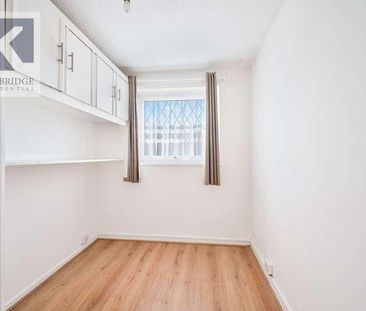 Dorking Close, Worcester, KT4 - Photo 6