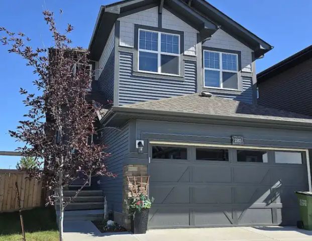 Large House!! UTILITIES INCLUDED!! | 2903 Chokecherry Common Southwest, Edmonton - Photo 1