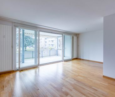 Helle 3.5-Zimmerwohnung mit grossem Balkon wartet auf Sie! - Foto 4