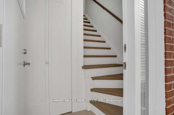 Semi-Detached Home For Lease | C8121744 - Photo 1