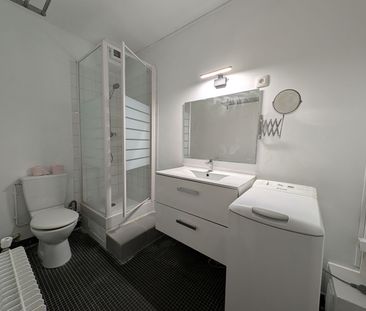 Location Appartement 2 pièces 35m² - Photo 5