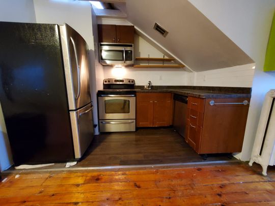 For Lease - 178 Spadina Road Unit# 5, Toronto, Ontario - Photo 1