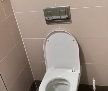 Pronájem bytu 1+kk 38 m2 - Fotografie 6