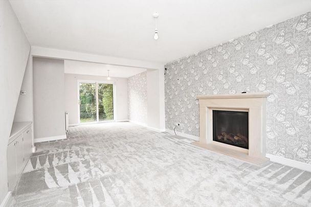 4 bedroom detached house to rent - Photo 1