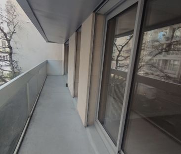 Appartement Paris 2 pièce(s) 56 m2 - Photo 5