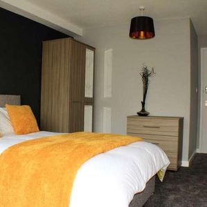 St Anne`s Close, Bicester, OX26 - Photo 2